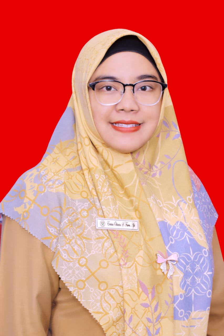 ERVINA OKTAVIA, S.Farm, Apt